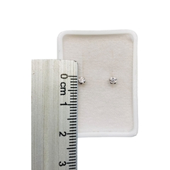 Imagen de Broquel Zirconia Blanca de 3mm en Oro Blanco 14k
