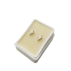 Aretes Broquel Cruces Mini en Oro Blanco 10K - tienda en línea