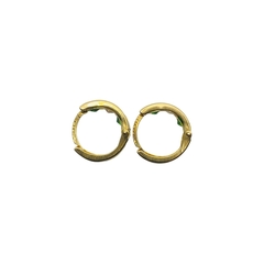 Aretes Huggies con Zirconias Verdes y Blancas Oro 10K 1.3cm - comprar en línea
