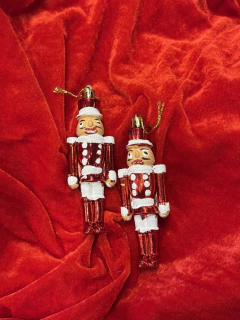CASCANUECES X 2 PIEZAS - Maravillas Home & Deco