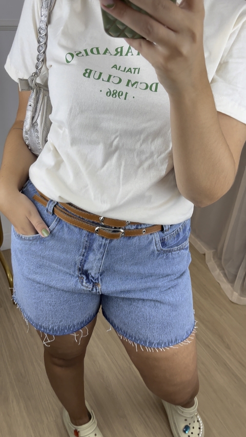 Shorts Jeans com Barra Desfiada