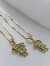 Colar com menino ou menina cravejado banhado em ouro 18k