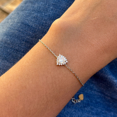 Pulseira Taís na internet