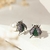 BRINCO BUGS COM FECHO DE PÉROLA SHELL - Andaz Acessórios 