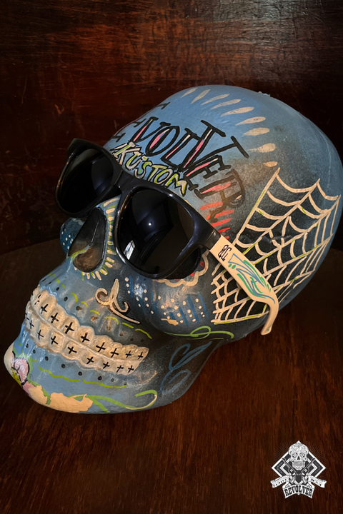 Óculos Exclusivo Pinstriping Branco - Old Cali x Nunes Pinstriping