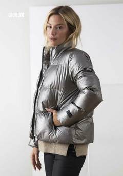 703 PUFFER BIMBA TORNASOLADA OJO ROJO en internet