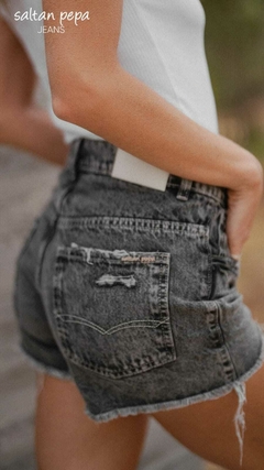 SHORT GREY en internet