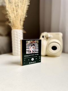 Imagem do Polaroid de Mesa Spotify com Calendário