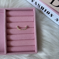 EarCuff Cravejado Dourado. - comprar online