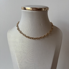Choker Corrente Dourada.