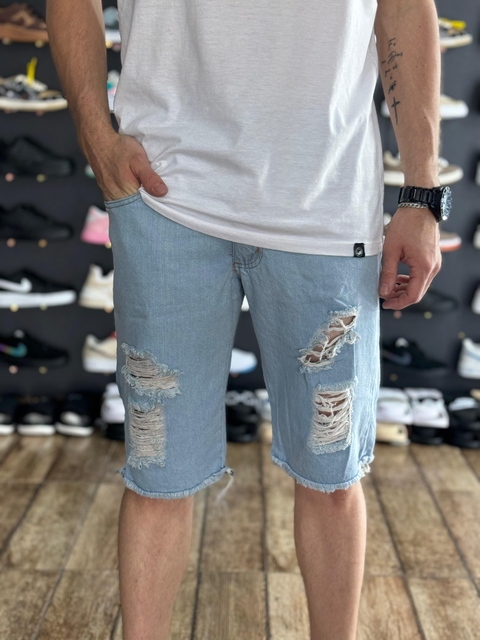Shorts Jeans sem Elastano Azul Claro com Rasgo M3713