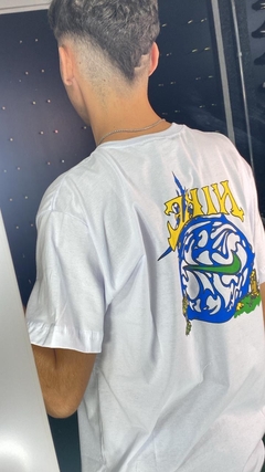 Camiseta Nike Branca com estampa nas costas Azul M3766 na internet