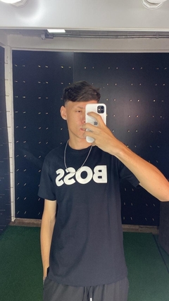 camiseta preto BOSS com estampa emborrachada M3796 - comprar online