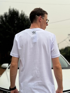 Camiseta Adidas Branca com Símbolo Preto M3520 - comprar online