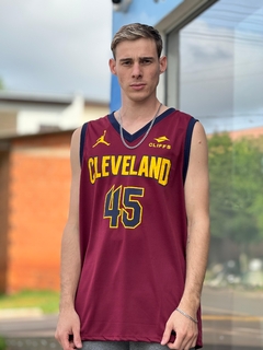 Regata Basquete Cleveland Bordo M3395