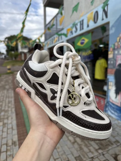 Tenis louis vuitton 1854 since branco com marrom T786