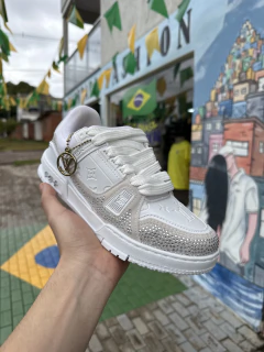 Tenis Louis Vuitton branco com bege 835