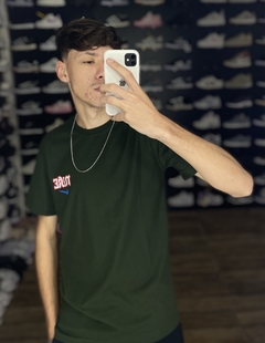 Camiseta Nike Verde Swoosh nas costas M206 na internet