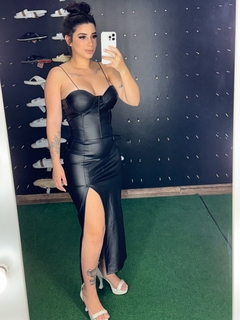 Vestido de courino preto F05 na internet