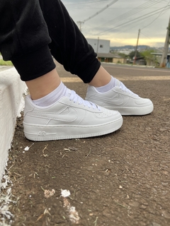 Tênis Nike Air Force Branco T57