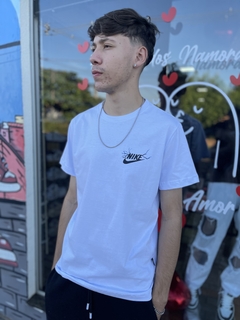 Camiseta Nike branca Thor M186 na internet