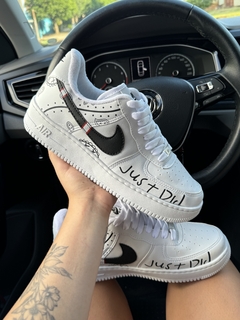 Tênis Nike Air Force Just Branco com Preto T434 - comprar online
