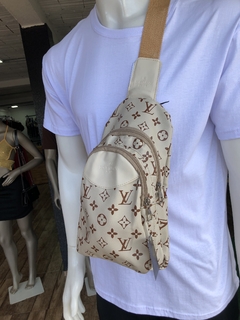 Bag Lateral Louis Vuitton bege com regulagem B134 - comprar online