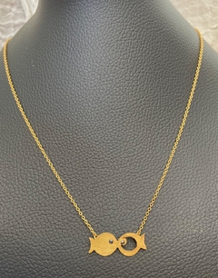 Collar Fish Kiss