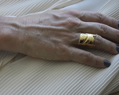 Anillo Hojas