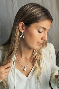 Collar Allí