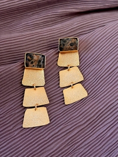 Aros Ione
