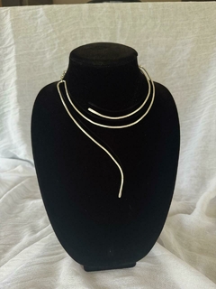 Collar Story