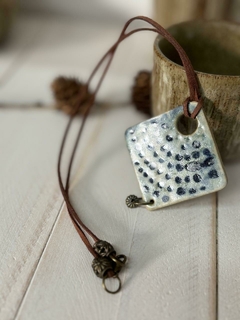 COLLAR DE CERAMICA GRES / COLLAR COLOR AZUL - comprar online