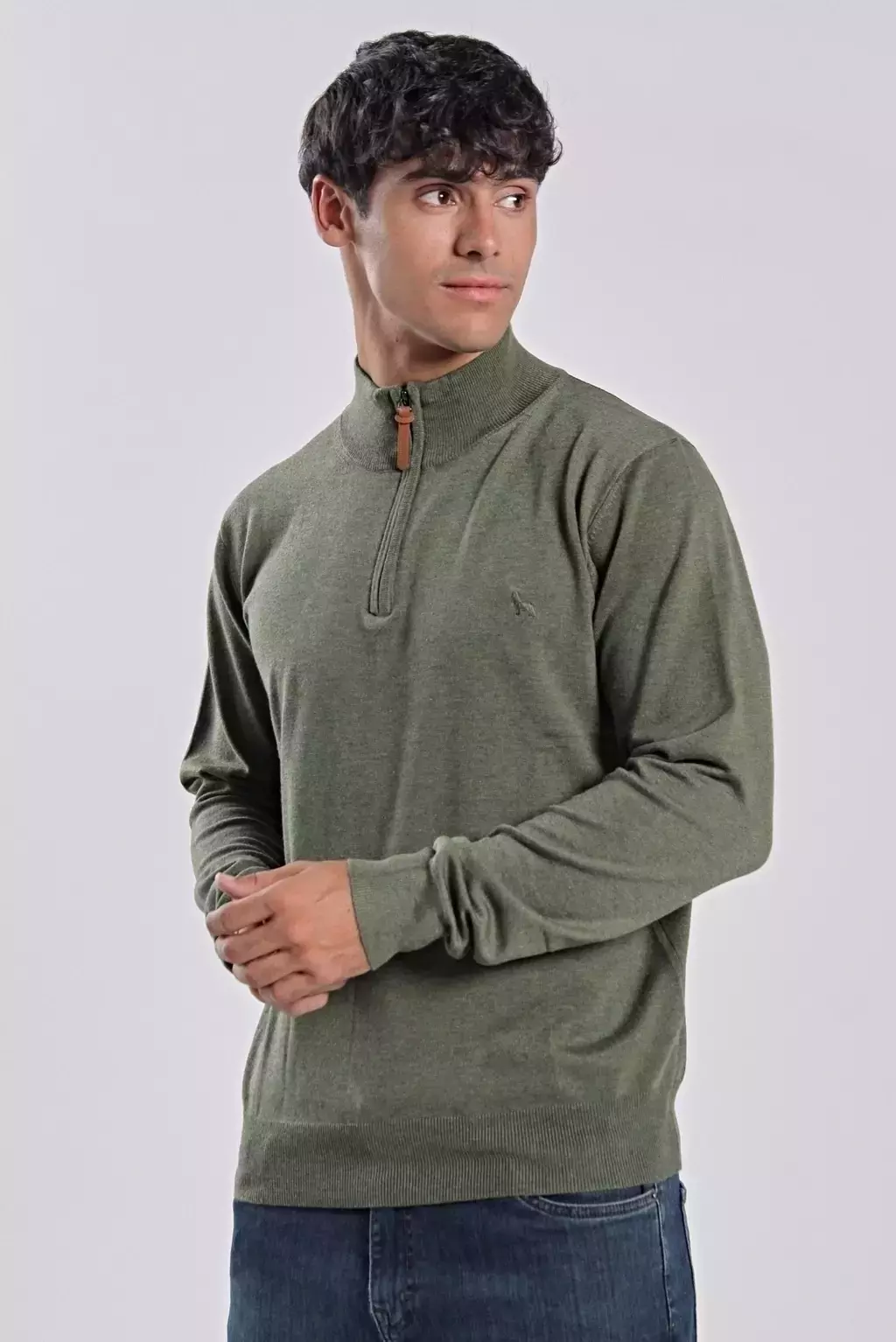 SWEATER MEDIO CIERRE VERDE MILITAR BRAVO
