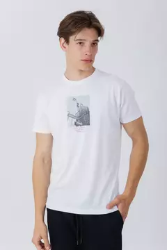 REMERA BROADWAY ORSO BIANCO - Maiky 1994