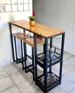 Barra Anhur + 2 banquetas en madera de Eucalipto