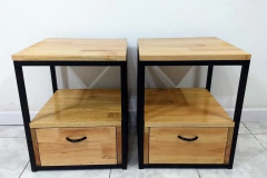 Mesa de luz modelo Fen eucalipto