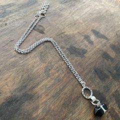 Collar con onix -Nix en internet