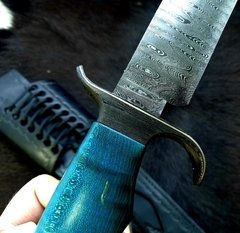 Faca Hunter em Aço Damasco Cabo em Curly Maple Estabilizado Importado do Canadá - Jóias do Sul