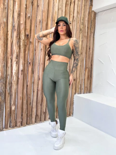 Imagem do Conjunto Maromba Fitness Poliamida Canelado Top / Legging