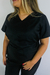 Scrub Yasmin Liso Preto