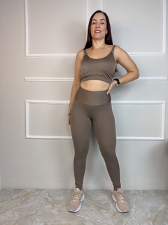 Conjunto Poliamida Com Brilho na internet