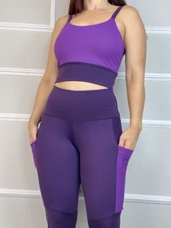Conjunto de Calça em Poliamida Com Bolso Top de Alça na internet