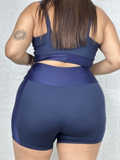 Conjunto de Short em Poliamida Tecido com Brilho e Top com Alça - Absoluta Moda Fitness