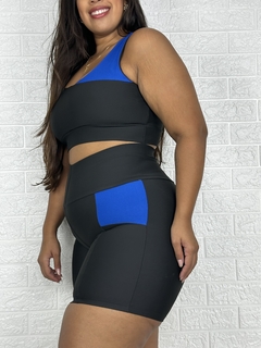 Conjunto de Short Poliéster com Recortes na internet