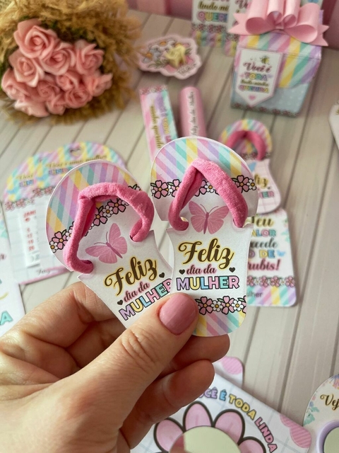 Card chinelo com amarrador personalizado com logo - mínimo 20 unidades