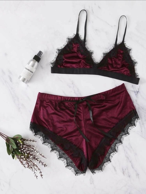 Conjunto de lencería