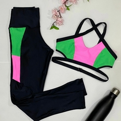 Conjunto Preto/Verde/Rosa - Básico na internet