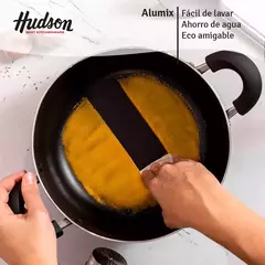 Cacerola Antiadherente Hudson 28 Cm Aluminio Color Negro en internet