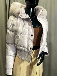 Jaqueta Puffer Peluciada com Capuz Removível